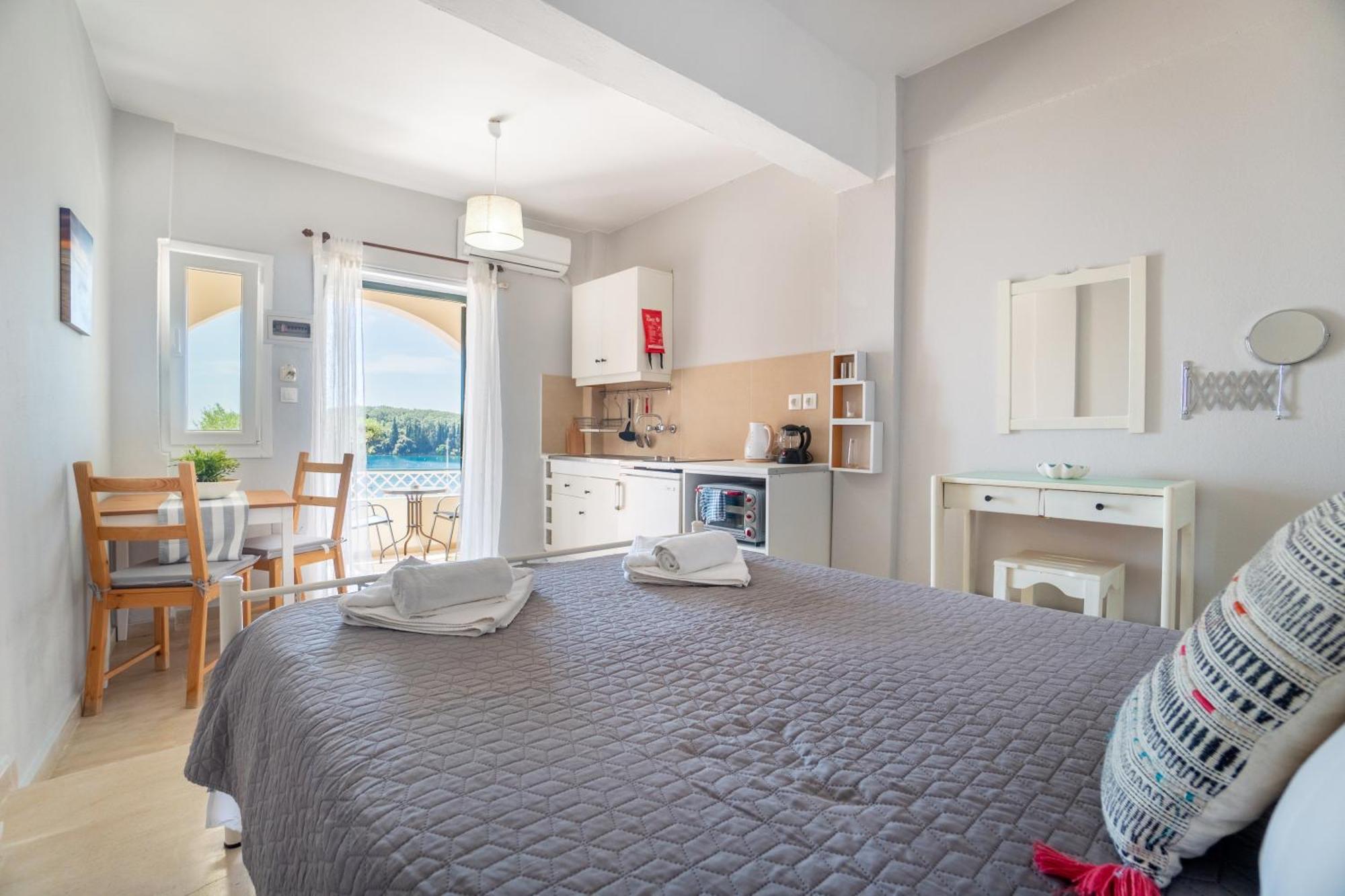 Votsalo Kalami Apartments Экстерьер фото